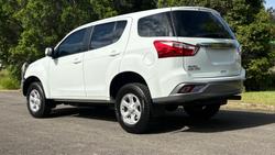 2021 Isuzu MU-X LS-M