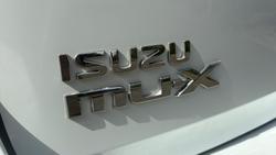 2021 Isuzu MU-X LS-M