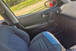 2010 Nissan Dualis ST J10 Series II MY10 Flame Red