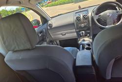 2010 Nissan Dualis ST J10 Series II MY10 Flame Red