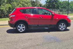 2010 Nissan Dualis ST J10 Series II MY10 Flame Red