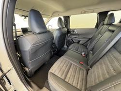 2025 Mitsubishi Outlander Aspire