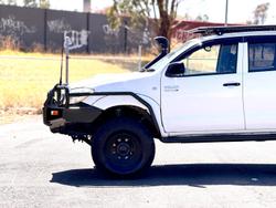 2006 Toyota Hilux SR KUN26R MY05 4X4 Glacier White
