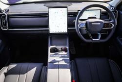 2025 Jaecoo J7 SHS Track