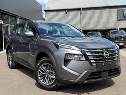 2025 Nissan X-TRAIL ST