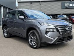 2025 Nissan X-TRAIL ST