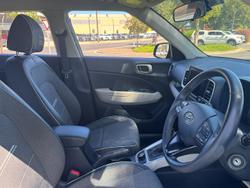 2019 Hyundai Venue Elite QX MY20 The Denim & Chalk White Roof