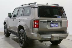 2025 Toyota Landcruiser Prado VX