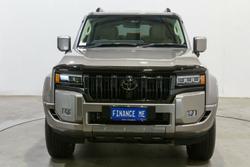 2025 Toyota Landcruiser Prado VX