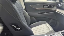 2025 Jaecoo J8 Track