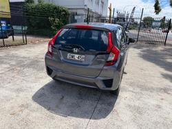 2016 HONDA JAZZ VTi