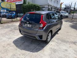 2016 HONDA JAZZ VTi