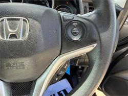 2016 HONDA JAZZ VTi