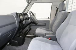 2023 Toyota Landcruiser GXL