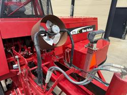 0 New Holland 575