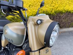 2025 Royal Enfield CLASSIC 350 SIGNALS KHAKI