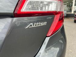 2010 Toyota Camry Altise