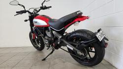 2017 Ducati Scrambler ICON Scrambler Red