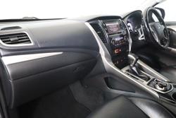 2016 Mitsubishi Pajero Sport Exceed