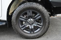 2023 Toyota Hilux SR GUN126R 4X4 Dual Range Glacier White