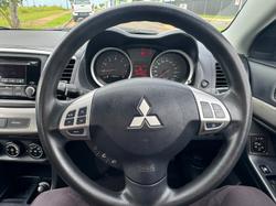 2013 Mitsubishi Lancer ES