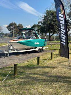 Malibu Wakesetter 23 LSV