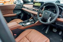 2025 Mitsubishi Outlander Exceed Tourer ZM MY25 AWD White Diamond with Black Mica Roof