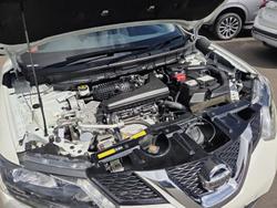 2014 Nissan X-TRAIL ST