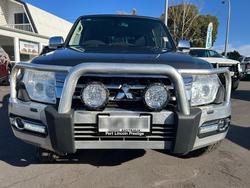 2015 Mitsubishi Pajero GLS