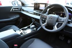 2025 Mitsubishi Outlander ES ZM MY25 AWD White Diamond