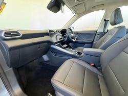 2025 MG ZS Essence Turbo