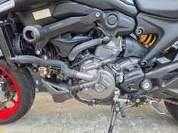 2022 DUCATI MONSTER + GREY