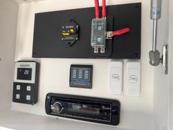 2026 ROADHOUSE CARAVANS 22FT Family Bunk Van