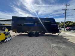 2026 ROADHOUSE CARAVANS 22FT Family Bunk Van