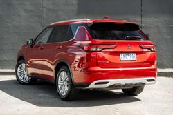 2021 Mitsubishi Outlander LS
