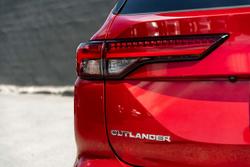 2021 Mitsubishi Outlander LS