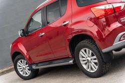2018 Isuzu MU-X LS-T