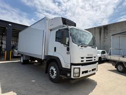 2013 Isuzu F Series FVD 1000 WHITE