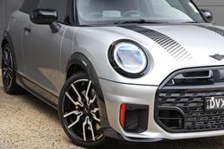 2025 MINI Cooper JCW Favoured