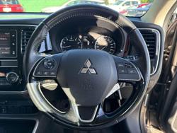 2019 Mitsubishi Outlander ES