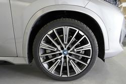 2024 BMW iX1 xDrive30 M Sport