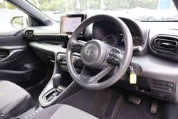 2024 Toyota Yaris Ascent Sport