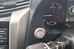 2020 Nissan Navara ST-X