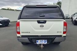 2020 Nissan Navara ST-X