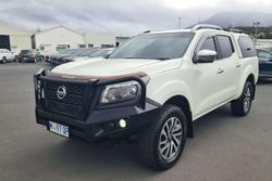 2020 Nissan Navara ST-X