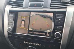 2020 Nissan Navara ST-X