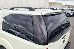 2020 Nissan Navara ST-X