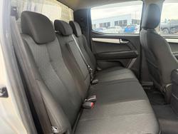 2017 Isuzu D-MAX LS-M