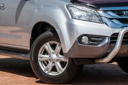 2016 Isuzu MU-X LS-T