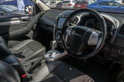 2016 Isuzu MU-X LS-T